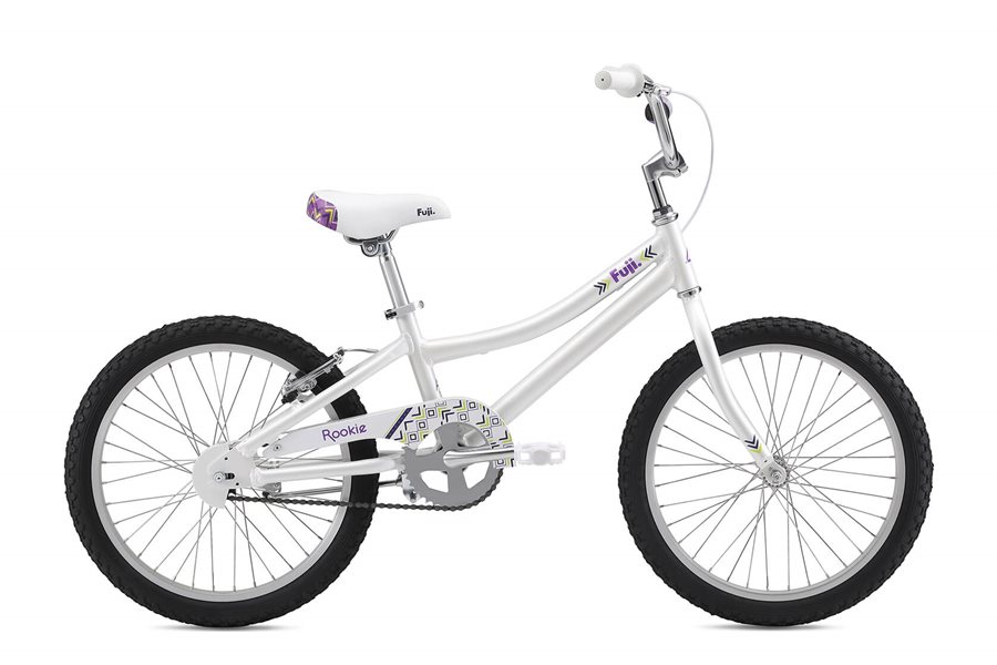 Велосипед Фуджи 20" Fuji 2021 LIFESTYLE KIDS мод. ROOKIE 20 GIRL A1-SL р. 20 цв. белый металлик p 252w4583vwps 600x400 - Велосипед Фуджи 20" Fuji 2021 LIFESTYLE KIDS мод. ROOKIE 20 GIRL A1-SL р. 20 цв. белый металлик
